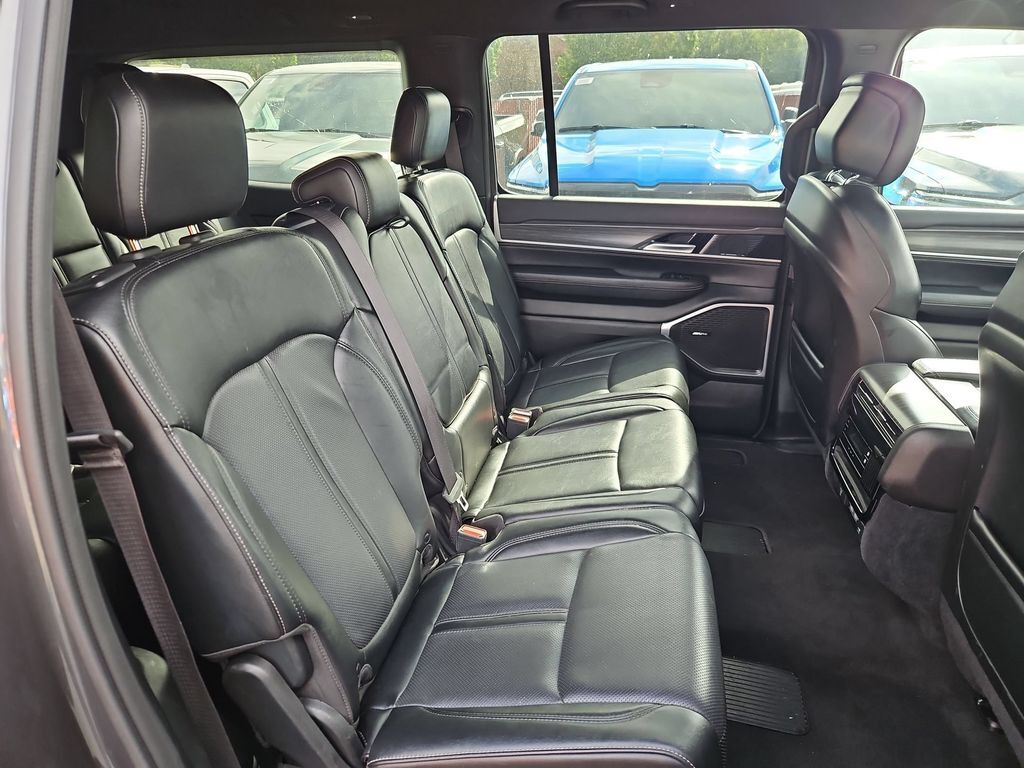 2024 Jeep Wagoneer Series II Gresham OR