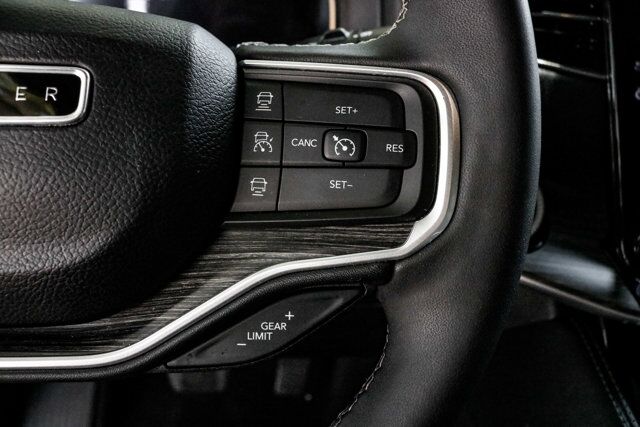2024 Jeep Wagoneer Series II  Selma TX