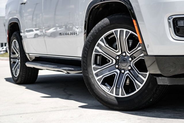 2024 Jeep Wagoneer Series II  Selma TX