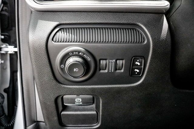 2024 Jeep Wagoneer Series II  Selma TX