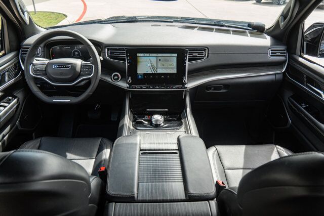 2024 Jeep Wagoneer Series II  Selma TX