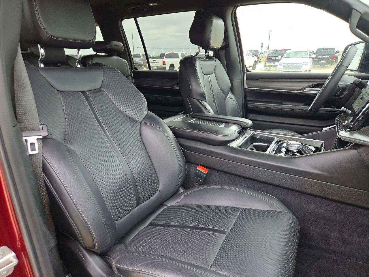 2024 Jeep Wagoneer Series II Castroville TX