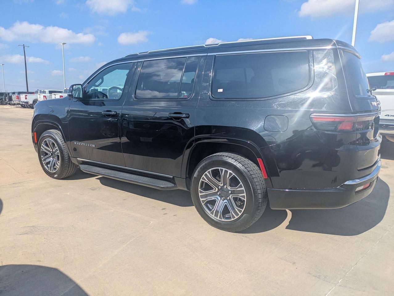 2024 Jeep Wagoneer Series II Castroville TX