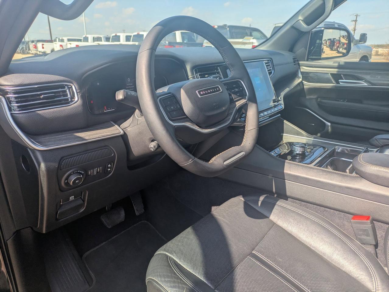 2024 Jeep Wagoneer Series II Castroville TX