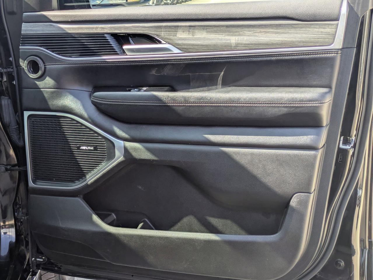 2024 Jeep Wagoneer Series II Castroville TX