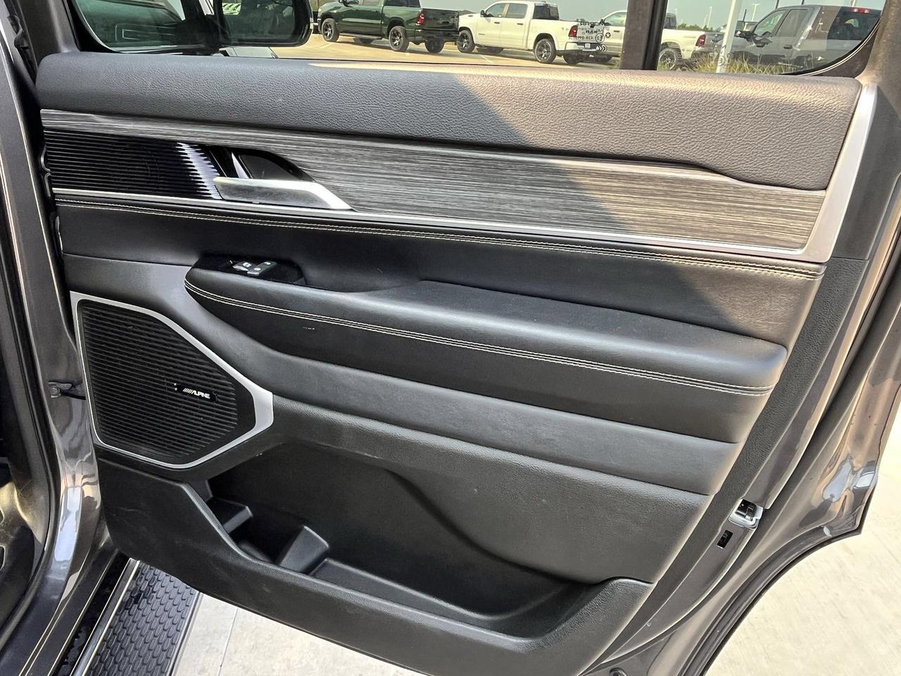2024 Jeep Wagoneer Series II Castroville TX