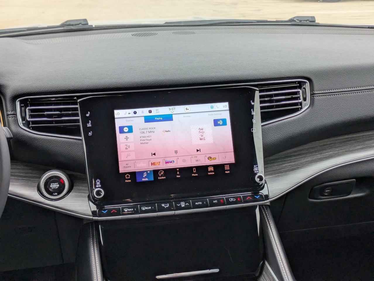 2024 Jeep Wagoneer Series II Castroville TX