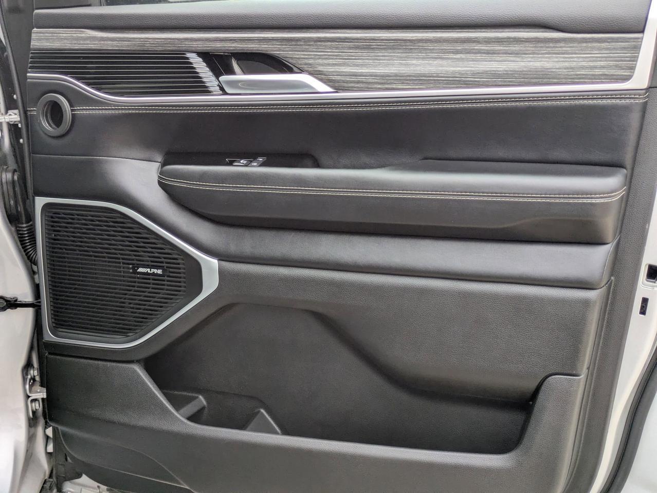 2024 Jeep Wagoneer Series II Castroville TX