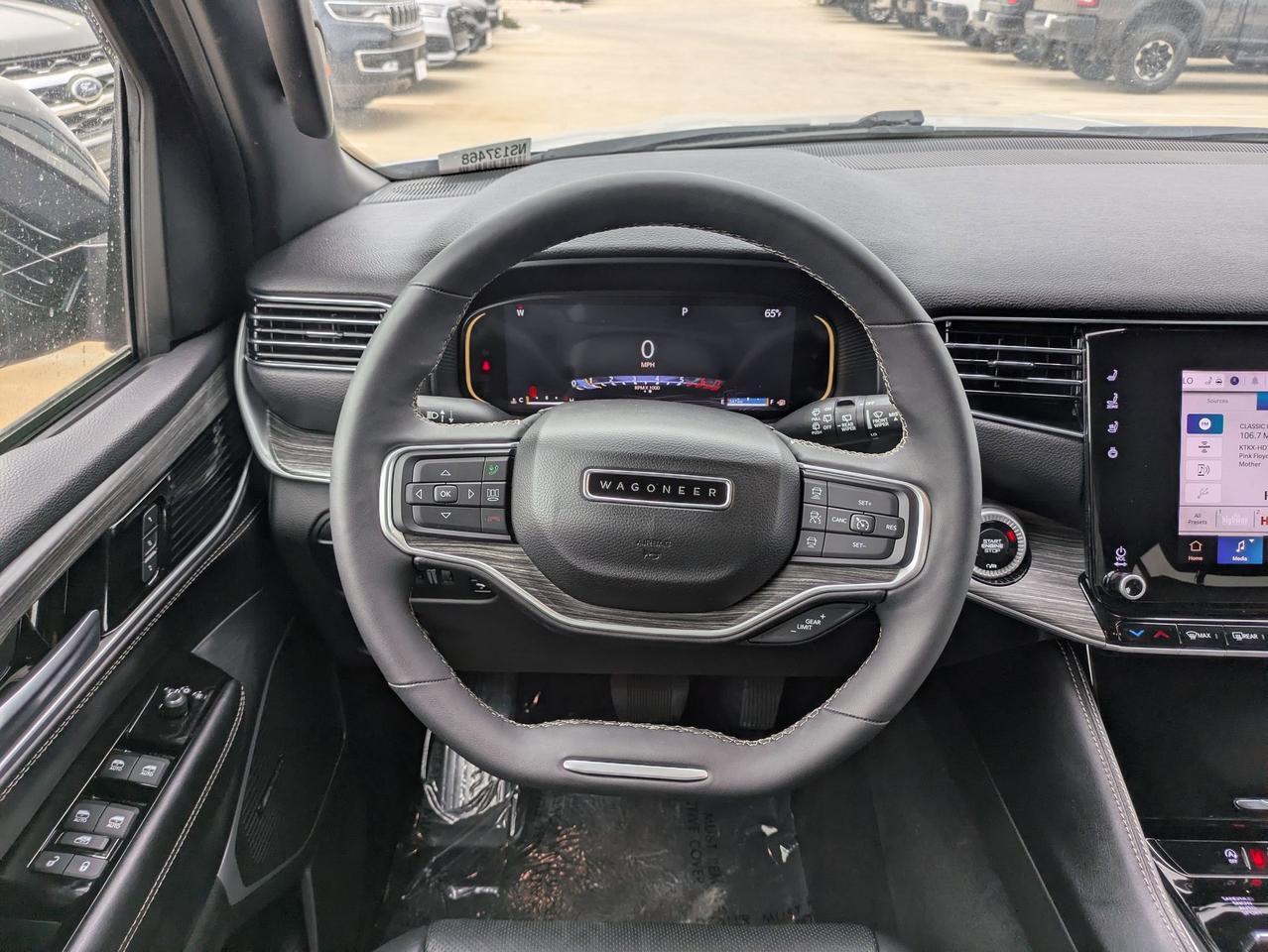 2024 Jeep Wagoneer Series II Castroville TX