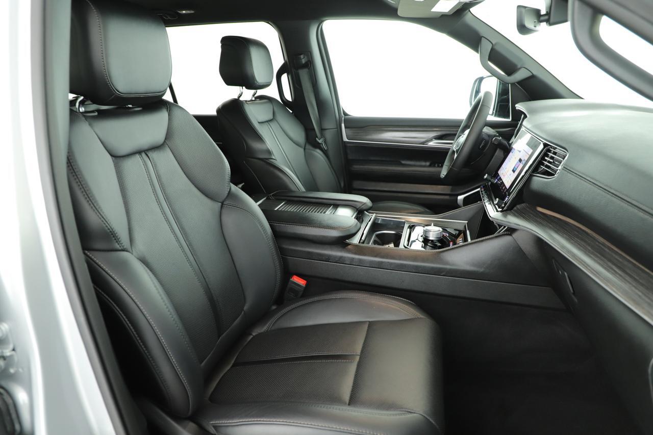 2024 Jeep Wagoneer Series II New Braunfels TX