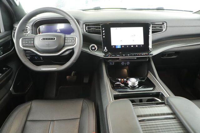 2024 Jeep Wagoneer Series II New Braunfels TX