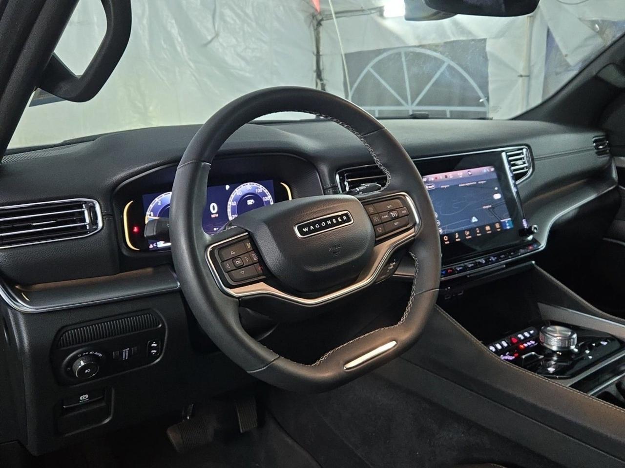 2024 Jeep Wagoneer Series II Second Row Captains Chairs Panoramic Roof Portland OR