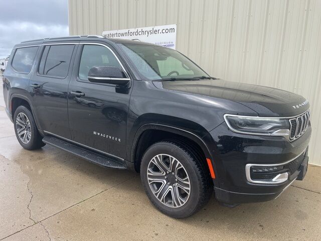 2024 Jeep Wagoneer Series II Watertown SD