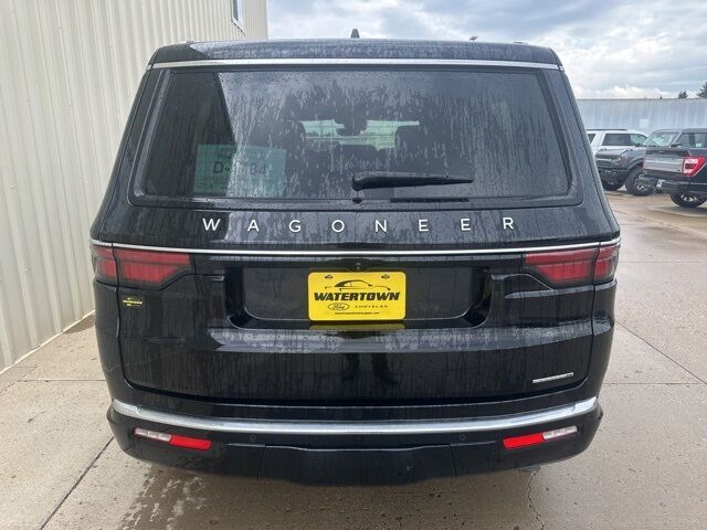 2024 Jeep Wagoneer Series II Watertown SD