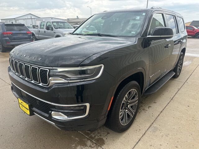 2024 Jeep Wagoneer Series II Watertown SD