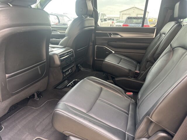 2024 Jeep Wagoneer Series II Watertown SD