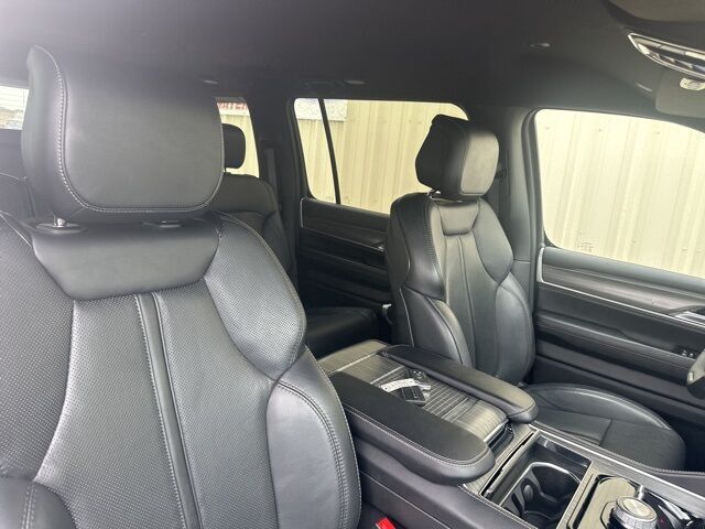 2024 Jeep Wagoneer Series II Watertown SD