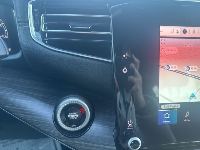 2024 Jeep Wagoneer Series II Watertown SD