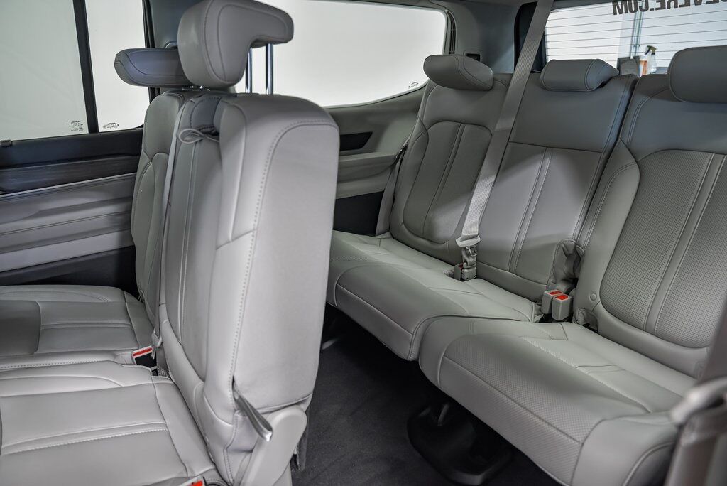 2024 Jeep Wagoneer Series III Akron OH