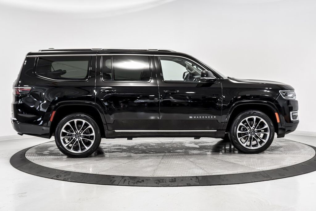 2024 Jeep Wagoneer Series III Akron OH