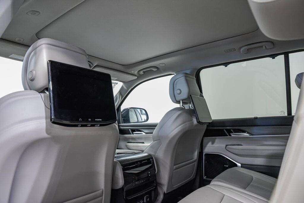 2024 Jeep Wagoneer Series III Akron OH