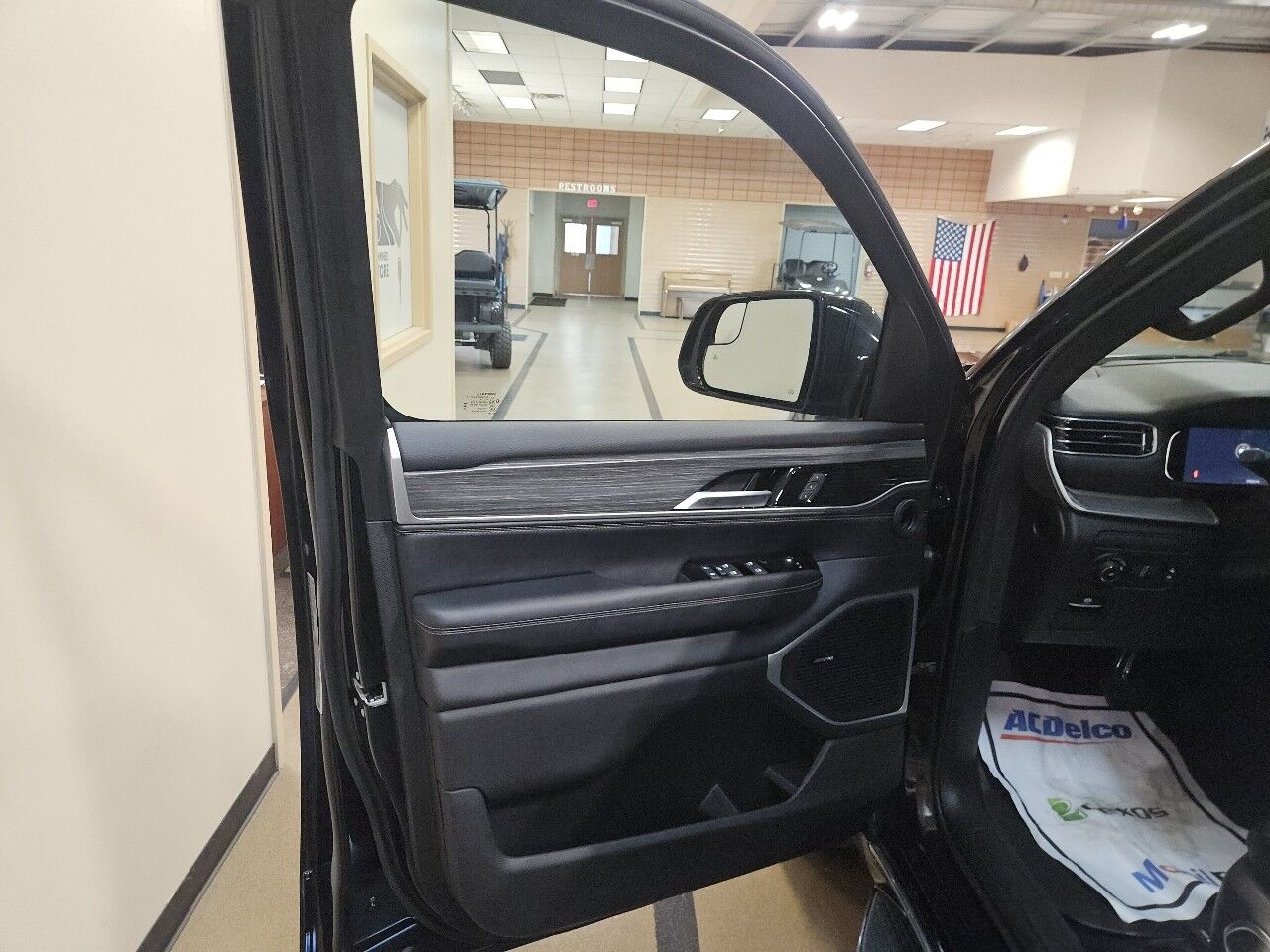 2024 Jeep Wagoneer Series III Marietta OH