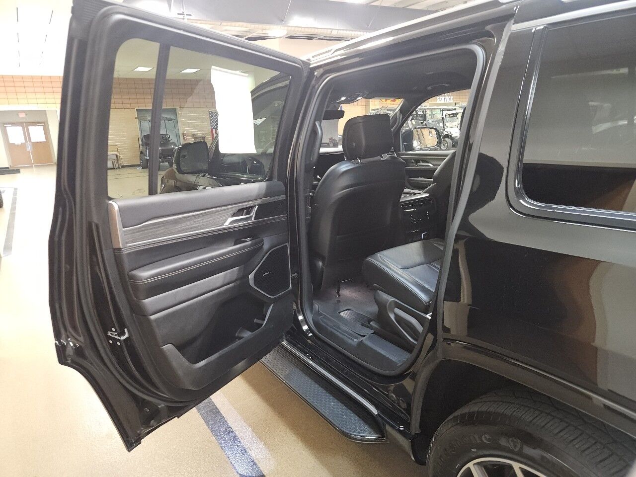 2024 Jeep Wagoneer Series III Marietta OH