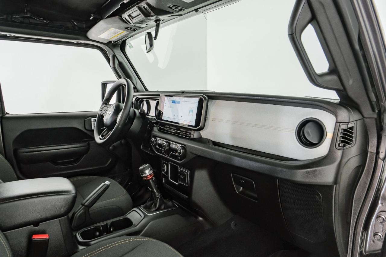 2024 Jeep Wrangler 4-DOOR SPORT 4WD SOFT TOP CONVERTIBLE REAR CAMERA KEYLESS START BLUETOOTH Carrollton TX