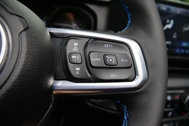 2024 Jeep Wrangler 4XE High Altitude 4x4 / Sky One Power Top / Heated Seats! High Point NC