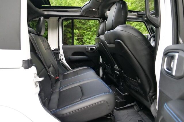 2024 Jeep Wrangler 4XE High Altitude 4x4 / Sky One Power Top / Heated Seats! High Point NC