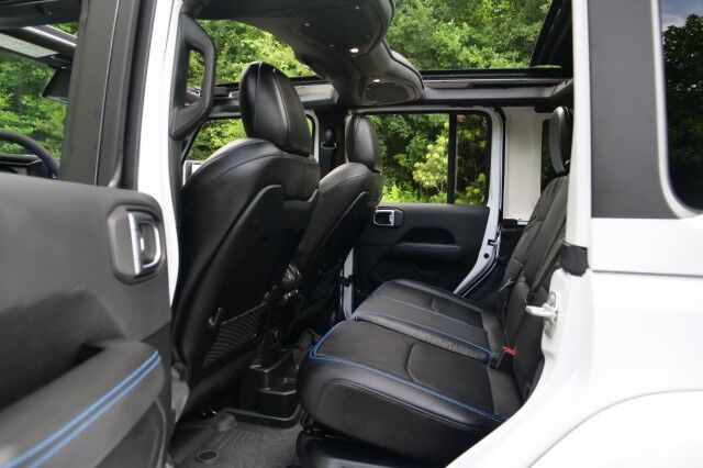 2024 Jeep Wrangler 4XE High Altitude 4x4 / Sky One Power Top / Heated Seats! High Point NC