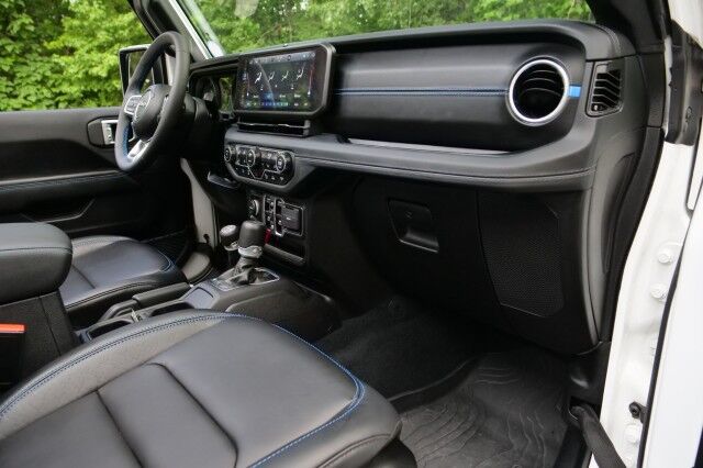 2024 Jeep Wrangler 4XE High Altitude 4x4 / Sky One Power Top / Heated Seats! High Point NC