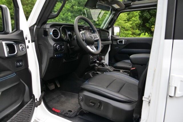 2024 Jeep Wrangler 4XE High Altitude 4x4 / Sky One Power Top / Heated Seats! High Point NC