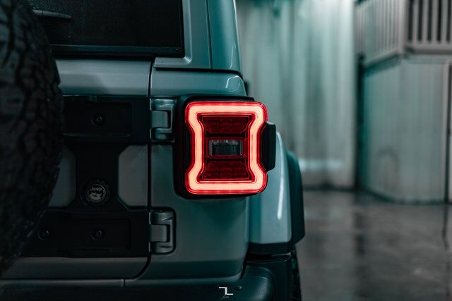 2024 Jeep Wrangler 4x4 Rubicon 392 Leather Nav BCam Red Deer AB