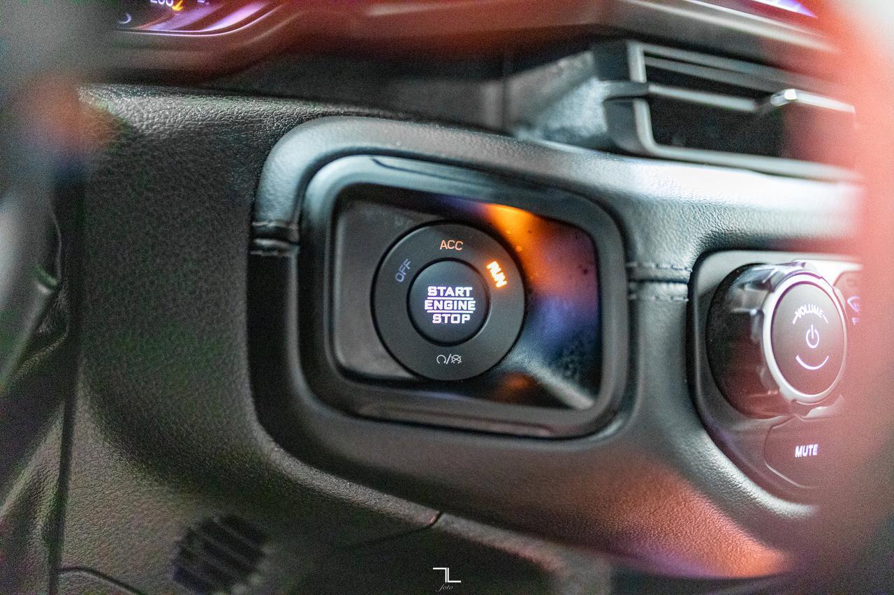 2024 Jeep Wrangler 4x4 Rubicon Leather Nav BCam Red Deer AB