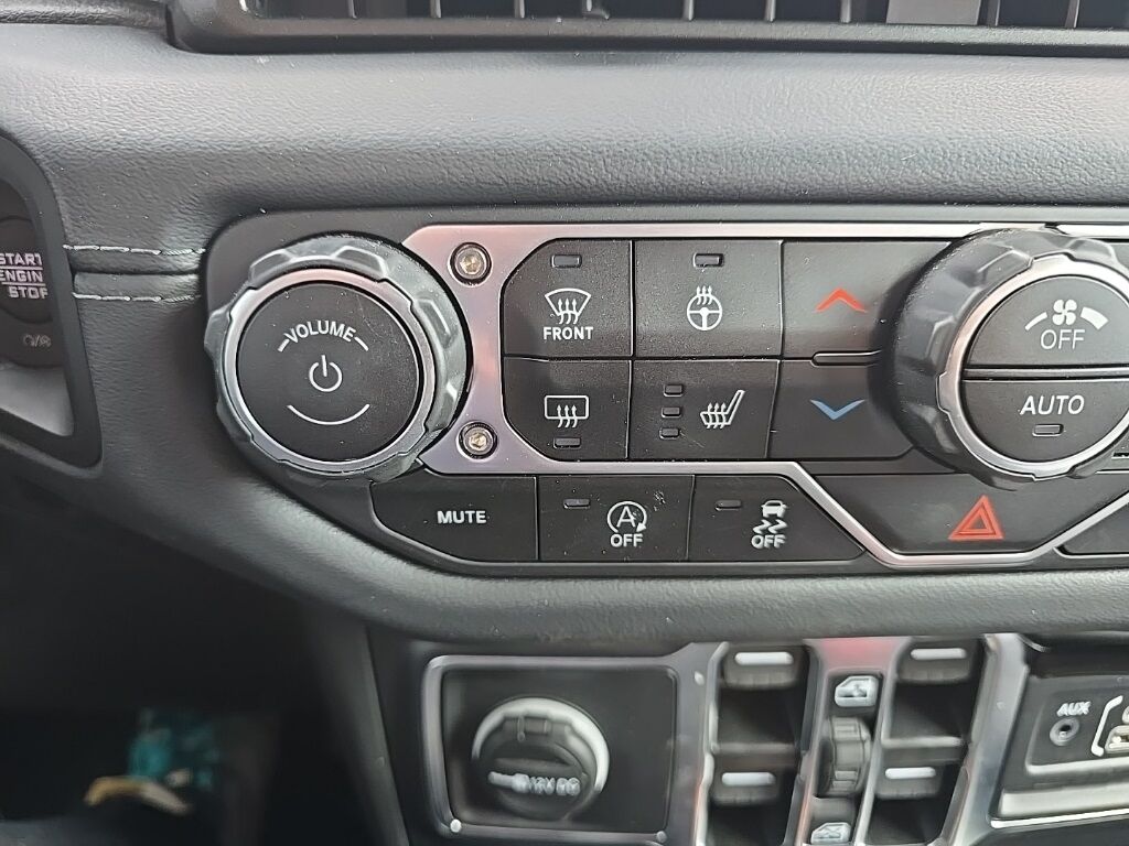 2024 Jeep Wrangler 4x4 Rubicon X Fond du Lac WI