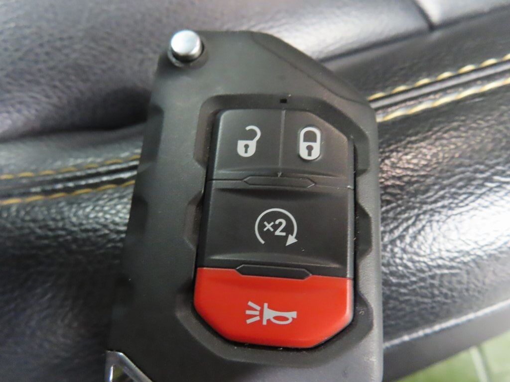 2024 Jeep Wrangler 4x4 Unlimited Sahara Fond du Lac WI