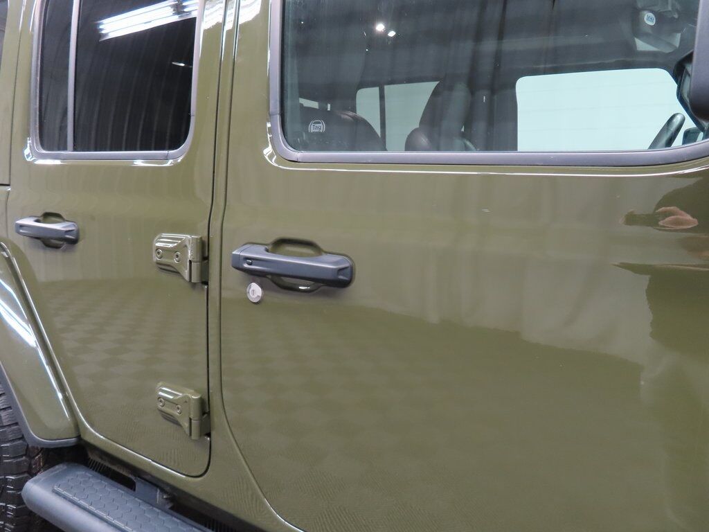 2024 Jeep Wrangler 4x4 Unlimited Sahara Fond du Lac WI