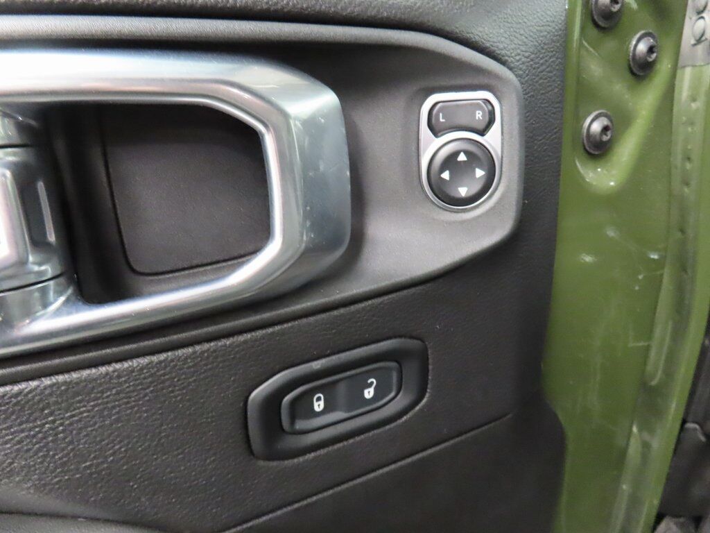 2024 Jeep Wrangler 4x4 Unlimited Sahara Fond du Lac WI