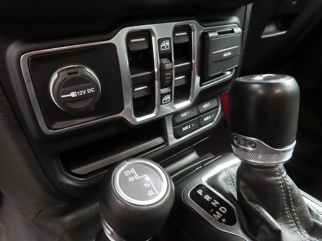 2024 Jeep Wrangler 4x4 Unlimited Sahara Fond du Lac WI