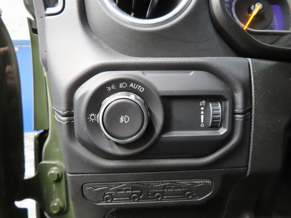 2024 Jeep Wrangler 4x4 Unlimited Sahara Fond du Lac WI