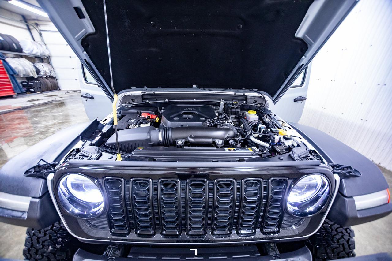 2024 Jeep Wrangler 4x4 Willys BCam Red Deer AB