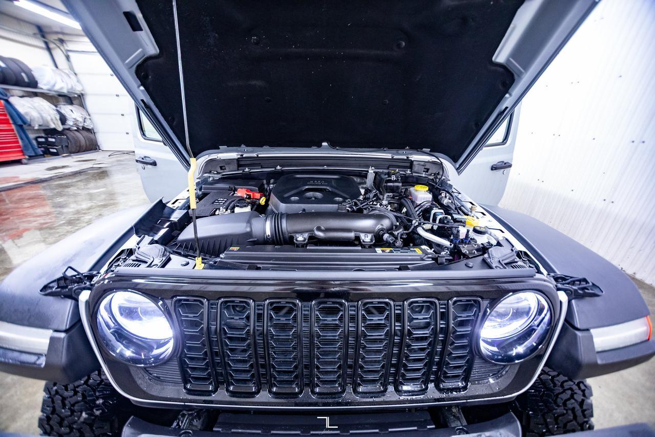 2024 Jeep Wrangler 4x4 Willys BCam Red Deer AB