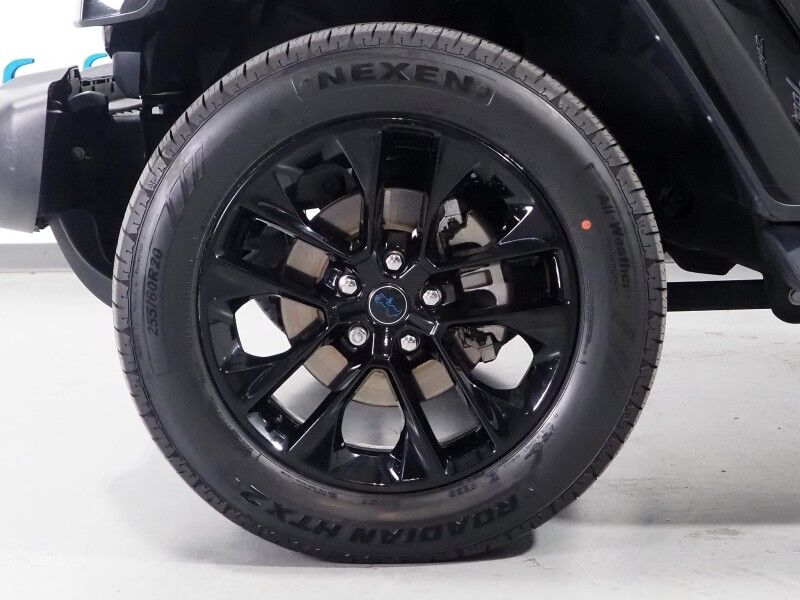 2024 Jeep Wrangler 4xe Sahara *ADAPTIVE CRUISE, SAFETY ALERTS, BACKUP-CAMERA, COLOR TOUCHSCREEN, 3-PIECE HARD TOP, MCKINLEY LEATHER, HEATED SEATS/STEERING, REMOTE START, LED HEADLIGHTS, ANDROID & APPLE Round Rock TX