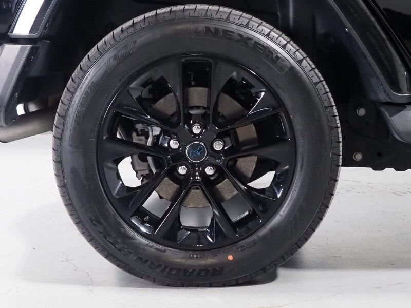 2024 Jeep Wrangler 4xe Sahara *ADAPTIVE CRUISE, SAFETY ALERTS, BACKUP-CAMERA, COLOR TOUCHSCREEN, 3-PIECE HARD TOP, MCKINLEY LEATHER, HEATED SEATS/STEERING, REMOTE START, LED HEADLIGHTS, ANDROID & APPLE Round Rock TX
