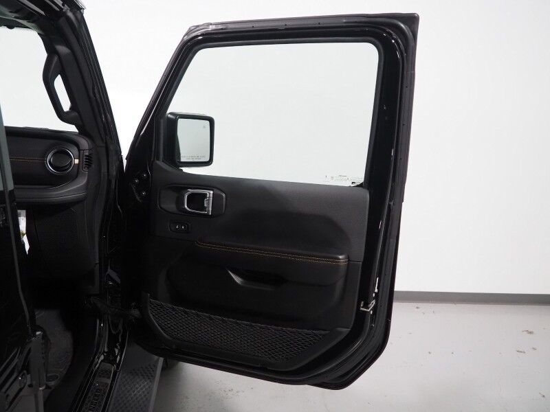2024 Jeep Wrangler 4xe Sahara *ADAPTIVE CRUISE, SAFETY ALERTS, BACKUP-CAMERA, COLOR TOUCHSCREEN, 3-PIECE HARD TOP, MCKINLEY LEATHER, HEATED SEATS/STEERING, REMOTE START, LED HEADLIGHTS, ANDROID & APPLE Round Rock TX