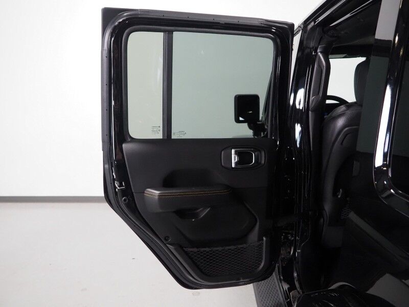 2024 Jeep Wrangler 4xe Sahara *ADAPTIVE CRUISE, SAFETY ALERTS, BACKUP-CAMERA, COLOR TOUCHSCREEN, 3-PIECE HARD TOP, MCKINLEY LEATHER, HEATED SEATS/STEERING, REMOTE START, LED HEADLIGHTS, ANDROID & APPLE Round Rock TX