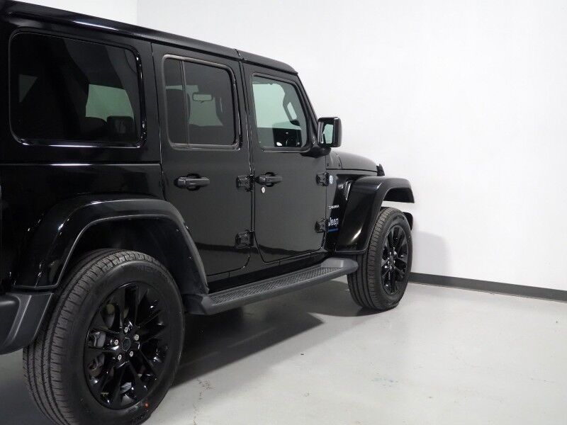 2024 Jeep Wrangler 4xe Sahara *ADAPTIVE CRUISE, SAFETY ALERTS, BACKUP-CAMERA, COLOR TOUCHSCREEN, 3-PIECE HARD TOP, MCKINLEY LEATHER, HEATED SEATS/STEERING, REMOTE START, LED HEADLIGHTS, ANDROID & APPLE Round Rock TX