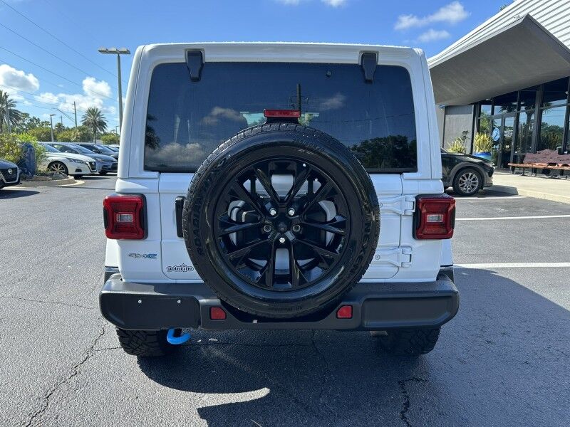 2024 Jeep Wrangler 4xe Sahara photo 4