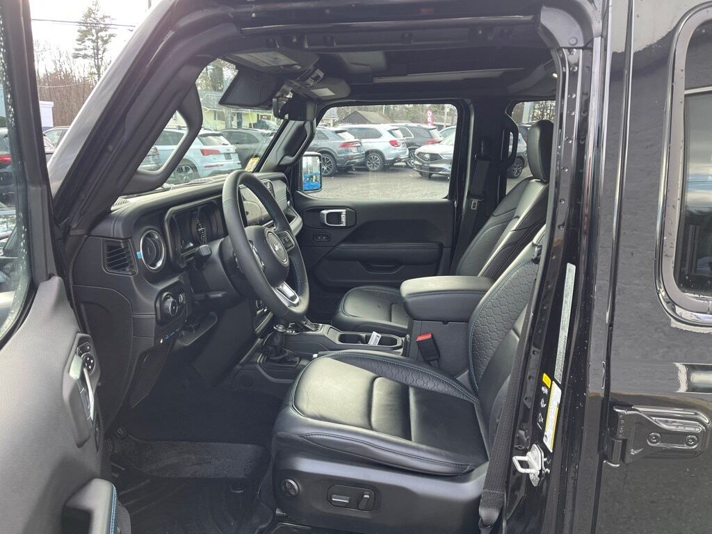 2024 Jeep Wrangler High Altitude 4xe Orange MA